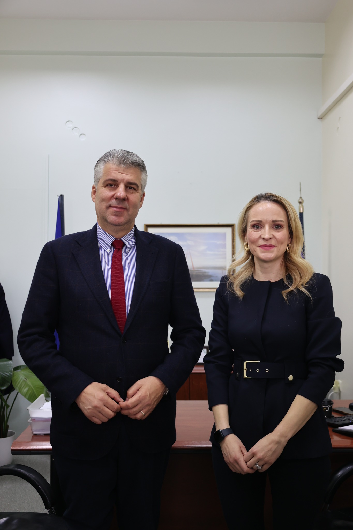 Συνάντηση Τοψίδη - Ροφαέλα στο Νοσοκομείο Κομοτηνής: Στο προσκήνιο το νέο «Ίδρυμα Σταύρος Νιάρχος» και η ενίσχυση προσωπικού