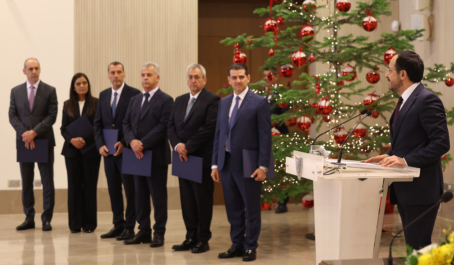 Νίκος Χριστοδουλίδης προς νέους Υπουργούς: «Να εργαστείτε ακούραστα - Παραλαμβάνετε τη σκυτάλη σε μια απαιτητική περίοδο»